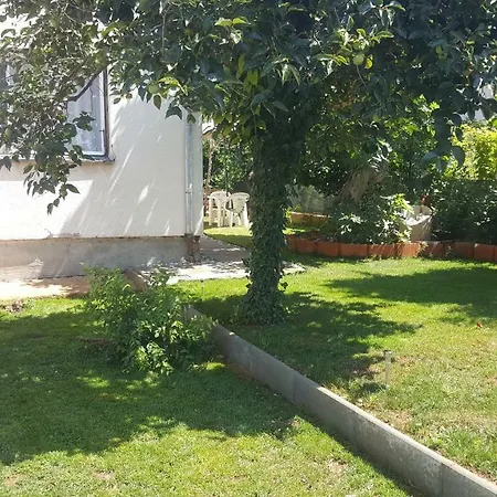 Apartman Lea Apartment Pula